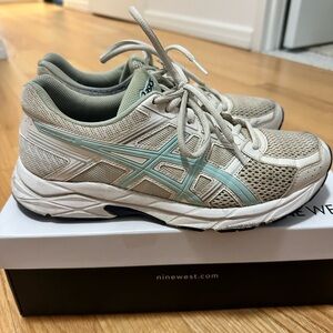 ASICS Gel Contend 4 white women’s sneakers